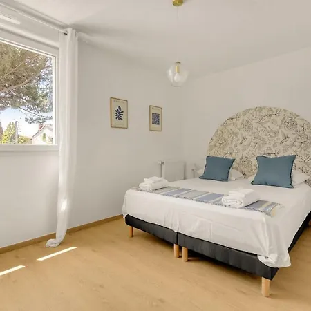 - 3 Chambres, Et Terrasse Privee