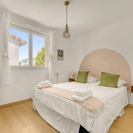 - 3 Chambres, Et Terrasse Privee Muret