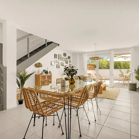 - 3 Chambres, Et Terrasse Privee *