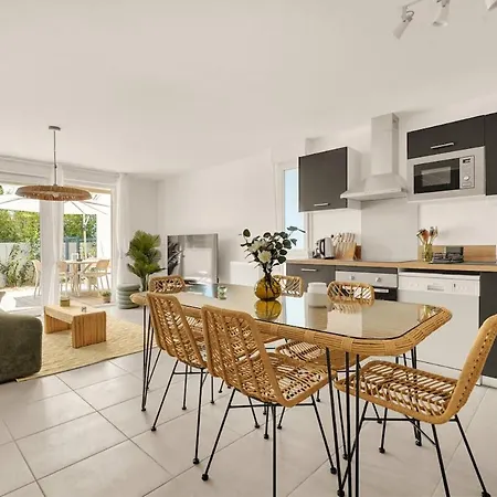 - 3 Chambres, Et Terrasse Privee Muret